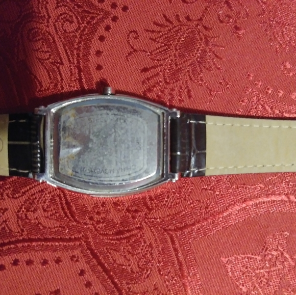 SKC Watch - Picture 3 of 5